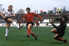 1981-C-Albania-2-0-4